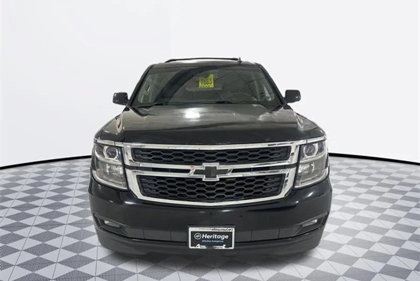 2017 Chevrolet Tahoe LT photo 1