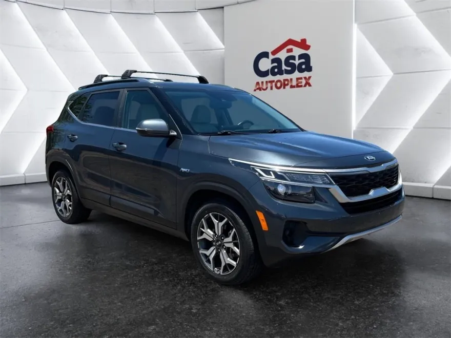 2021 Kia Seltos EX photo 1