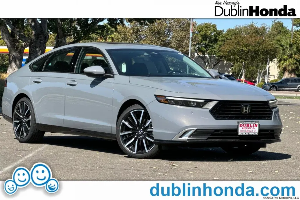 2025 Honda Accord Hybrid Touring photo 1