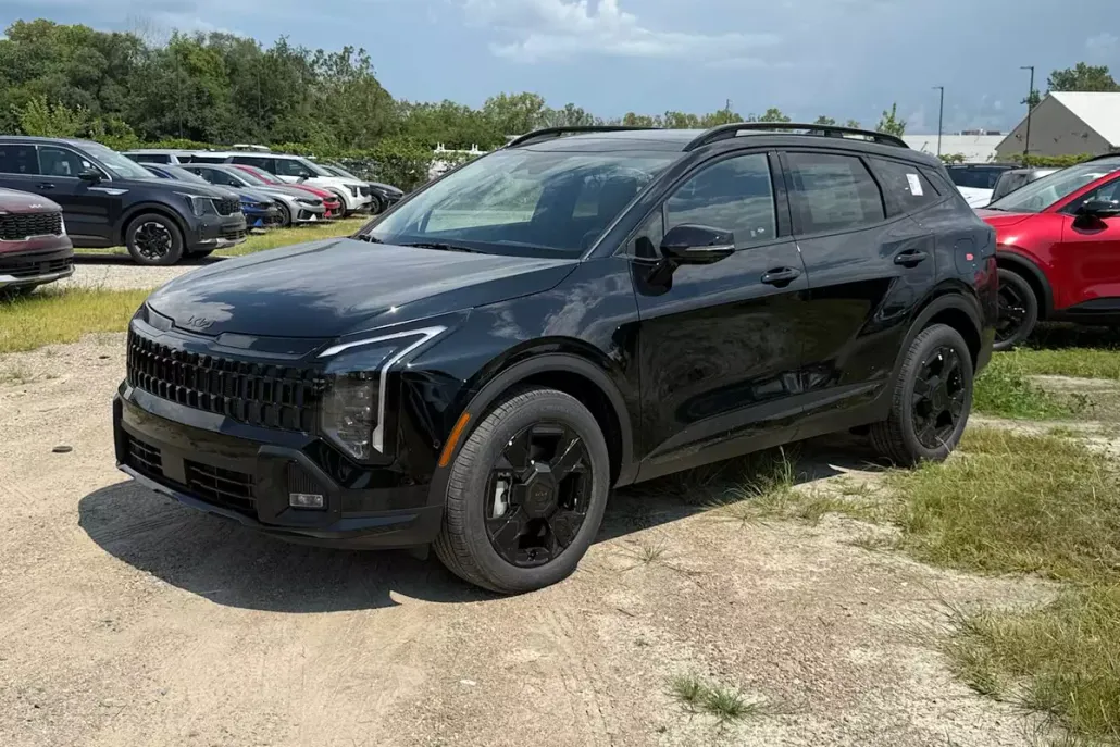 2026 Kia Sportage X-Line photo 1