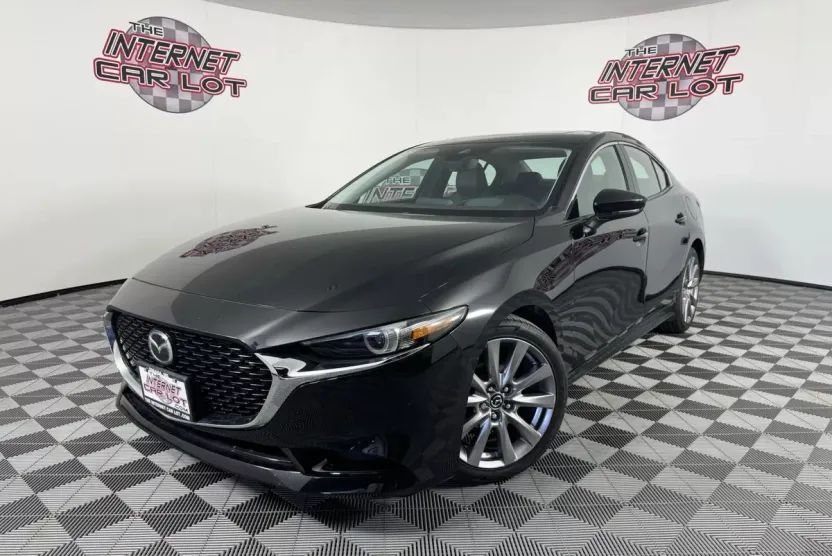2019 Mazda Mazda3 Premium Sedan photo 1