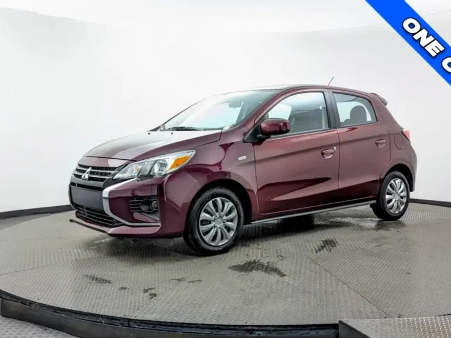 2024 Mitsubishi Mirage ES photo 1