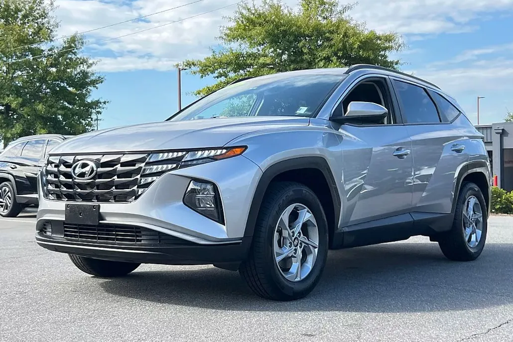 2024 Hyundai Tucson SEL photo 1
