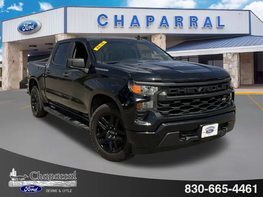 2022 Chevrolet Silverado 1500 Custom photo 1