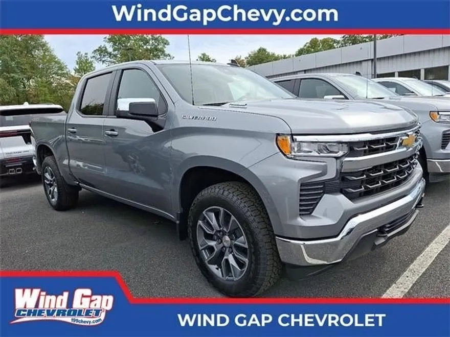 2026 Chevrolet Silverado 1500 LT photo 1