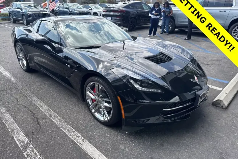 2019 Chevrolet Corvette Stingray 2LT photo 1
