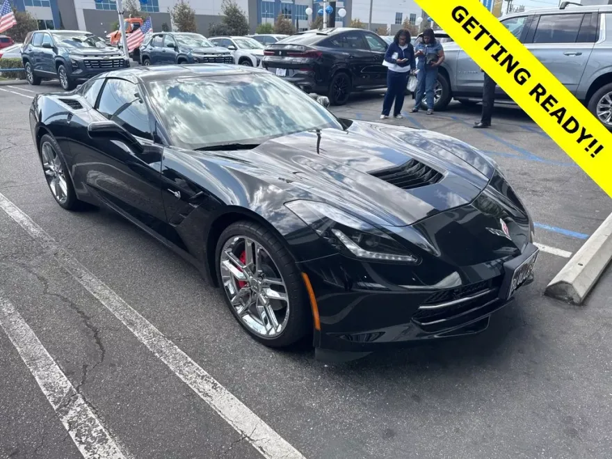 2019 Chevrolet Corvette Stingray 2LT photo 1