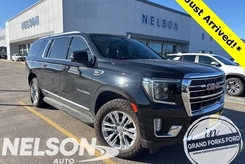 2022 Gmc Yukon XL SLT photo 1