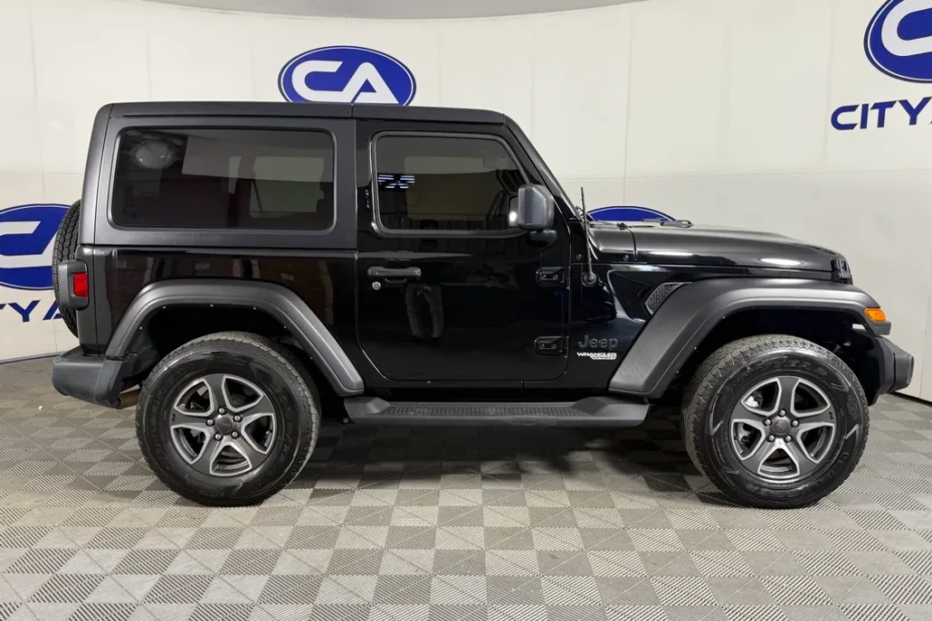 2021 Jeep Wrangler Sport S photo 1