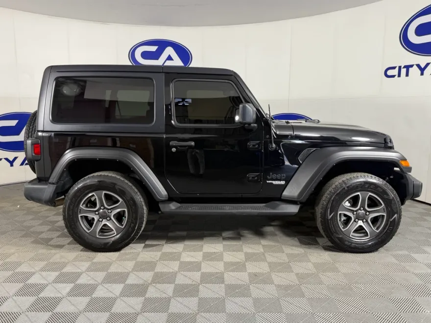 2021 Jeep Wrangler Sport S photo 1