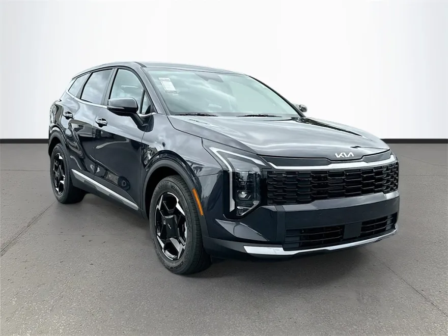 2026 Kia Sportage EX photo 1