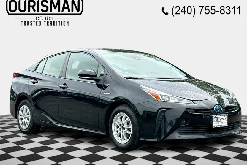 2021 Toyota Prius photo 1
