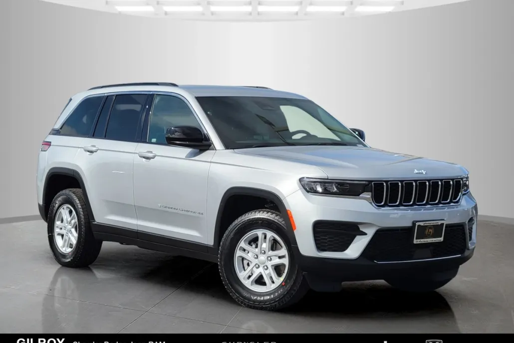 2025 Jeep Grand Cherokee Laredo photo 1
