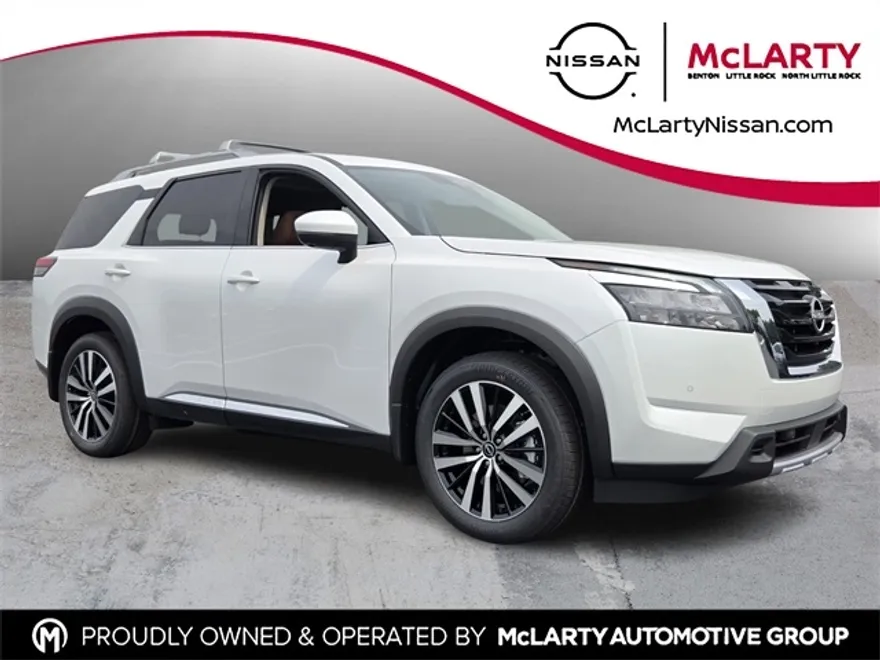2025 Nissan Pathfinder Platinum photo 1