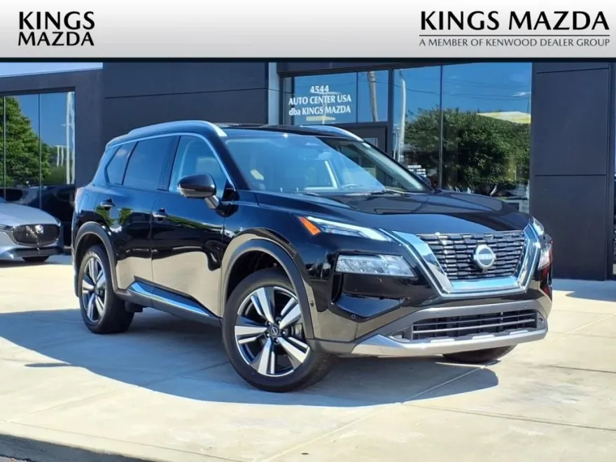 2023 Nissan Rogue SL photo 1
