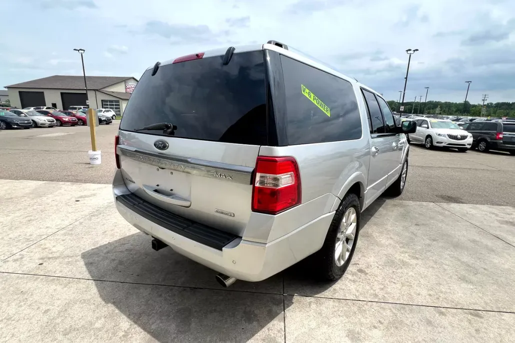 2017 Ford Expedition EL Limited photo 1
