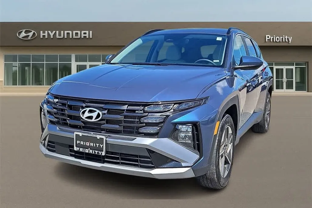 2025 Hyundai Tucson SEL photo 1