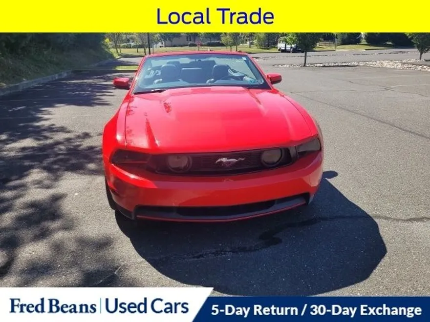 2011 Ford Mustang GT Premium Convertible photo 1