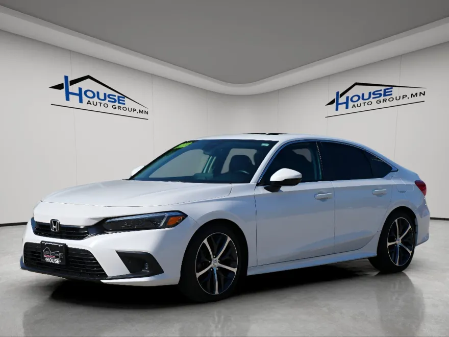2023 Honda Civic Touring photo 1