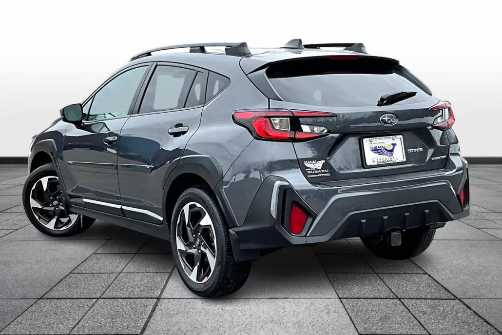 2024 Subaru Crosstrek Limited photo 1