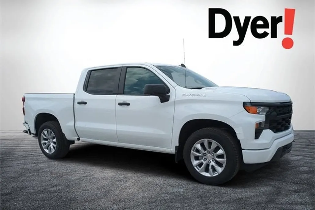 2026 Chevrolet Silverado 1500 Custom photo 1