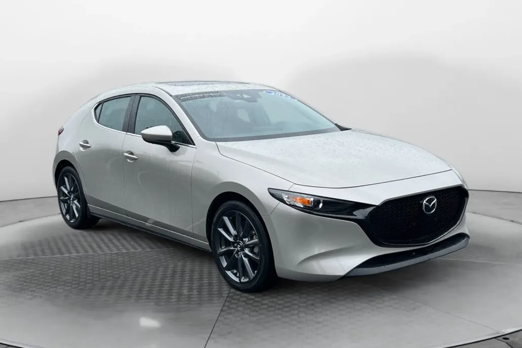 2023 Mazda Mazda3 Hatchback 2.5 s Preferred photo 1