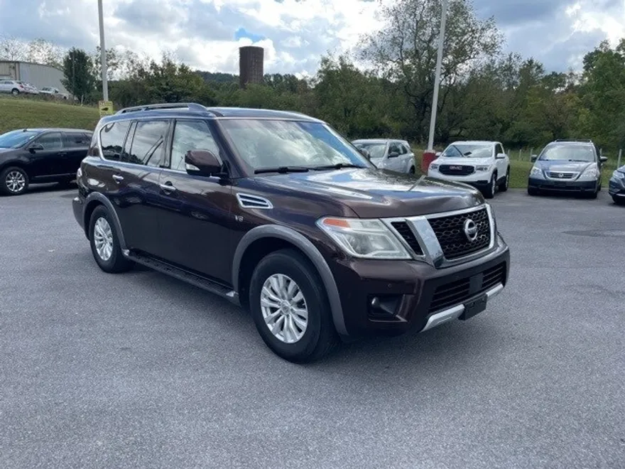 2017 Nissan Armada SV photo 1