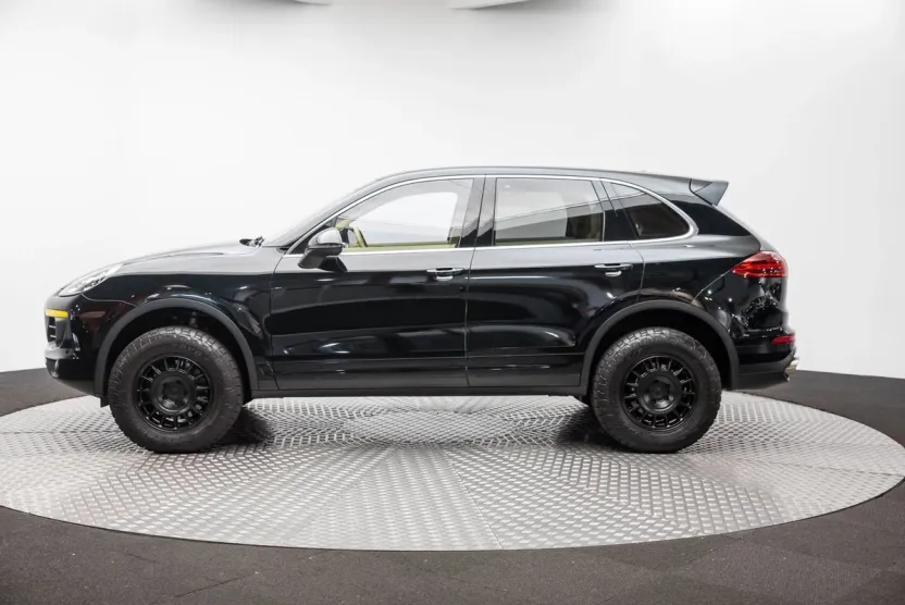 2016 Porsche Cayenne Diesel photo 1