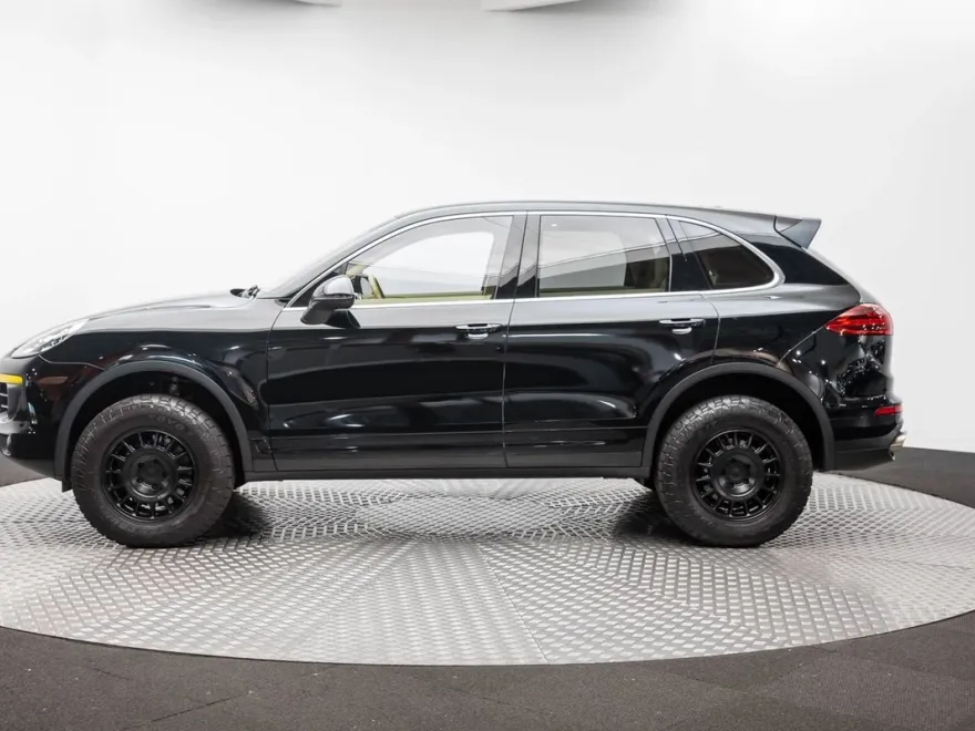2016 Porsche Cayenne Diesel photo 1