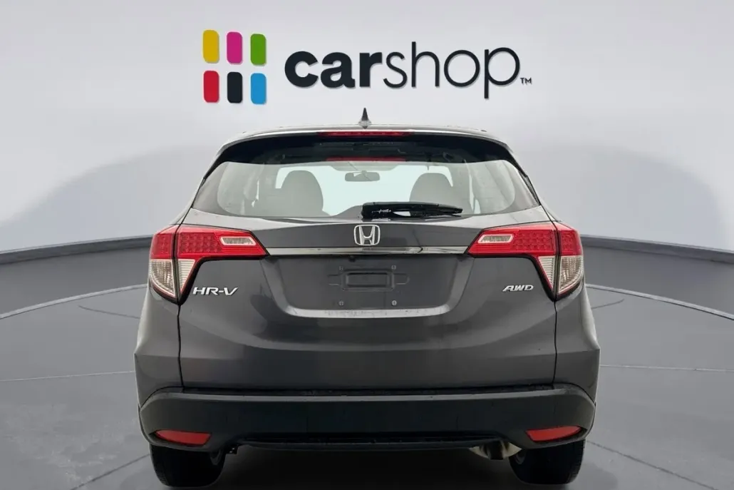2022 Honda HR-V LX photo 1