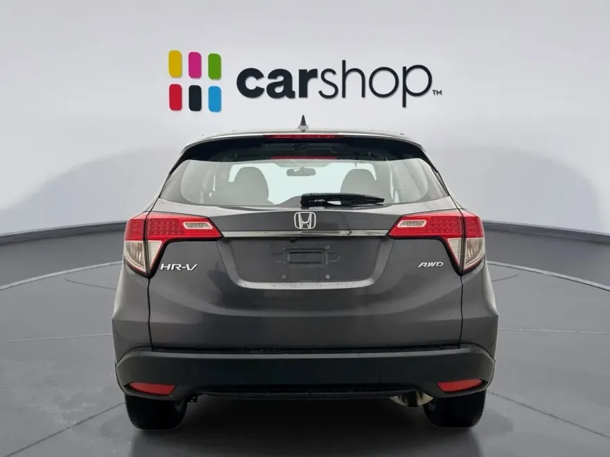 2022 Honda HR-V LX photo 1