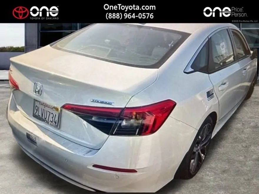 2024 Honda Civic Touring photo 1