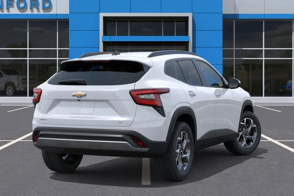 2026 Chevrolet Trax LT photo 1