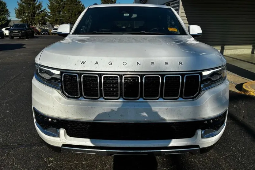 2022 Jeep Wagoneer Series III photo 1