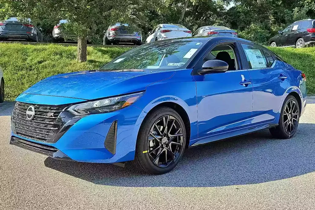 2025 Nissan Sentra SR Midnight Edition photo 1
