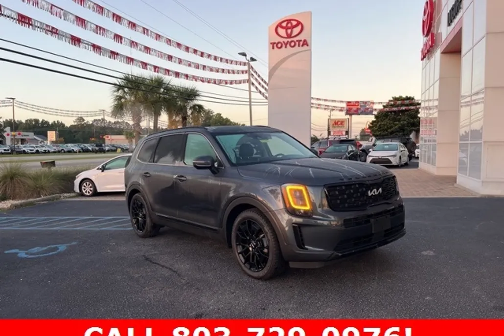 2022 Kia Telluride EX photo 1