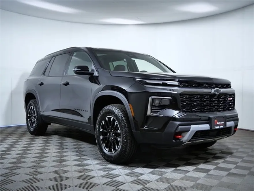 2026 Chevrolet Traverse Z71 photo 1