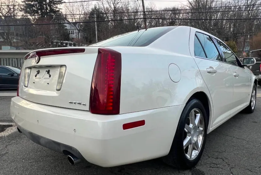 2007 Cadillac STS V6 photo 1
