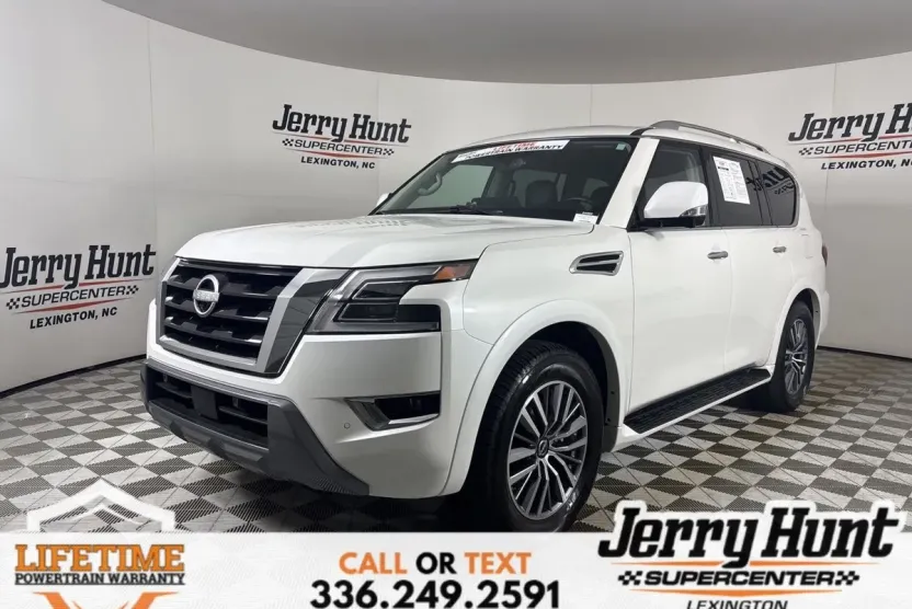 2024 Nissan Armada SL photo 1