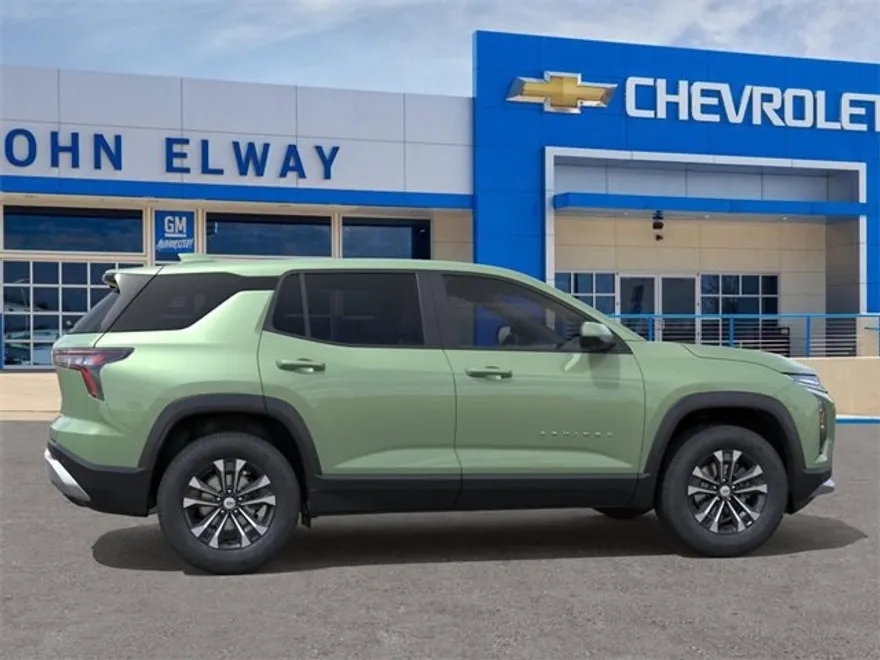 2026 Chevrolet Equinox LT photo 1