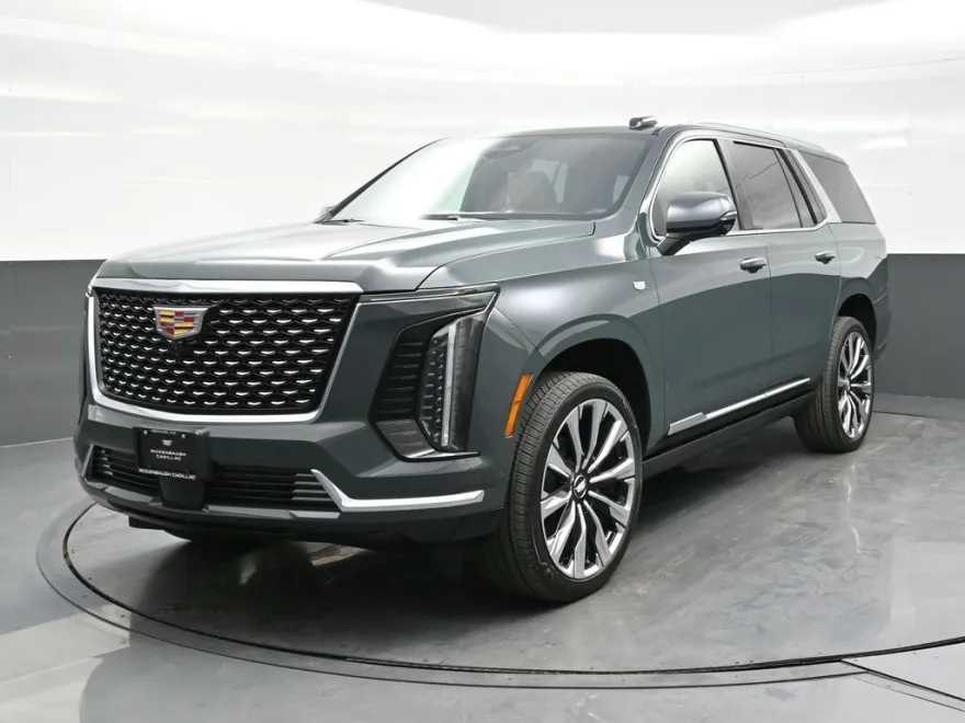 2026 Cadillac Escalade Luxury photo 1