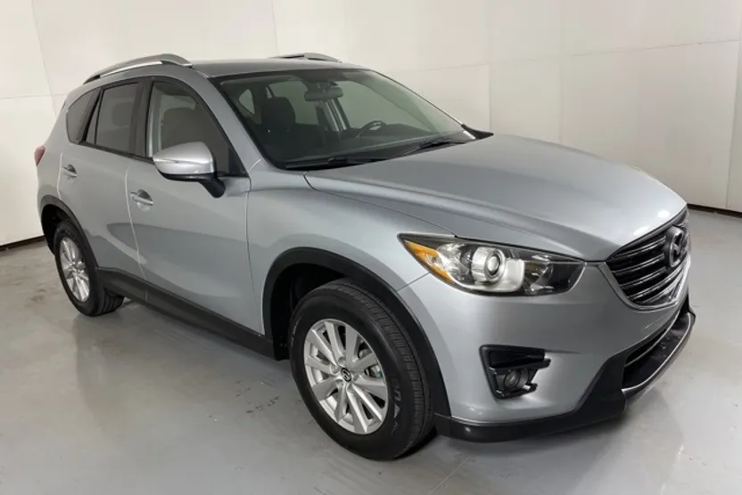 2016 Mazda CX-5 Touring photo 1
