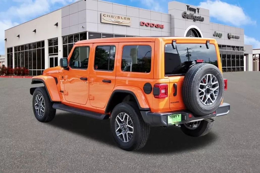 2025 Jeep Wrangler Sahara photo 1