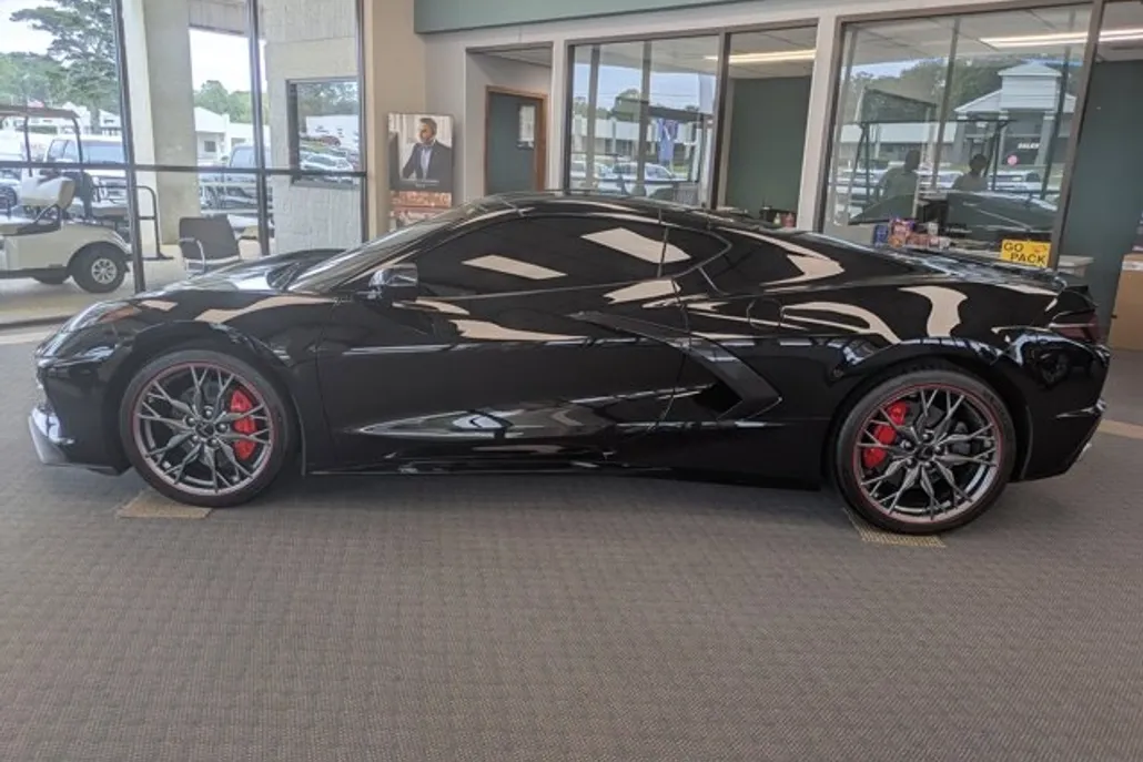 2025 Chevrolet Corvette 1LT photo 1