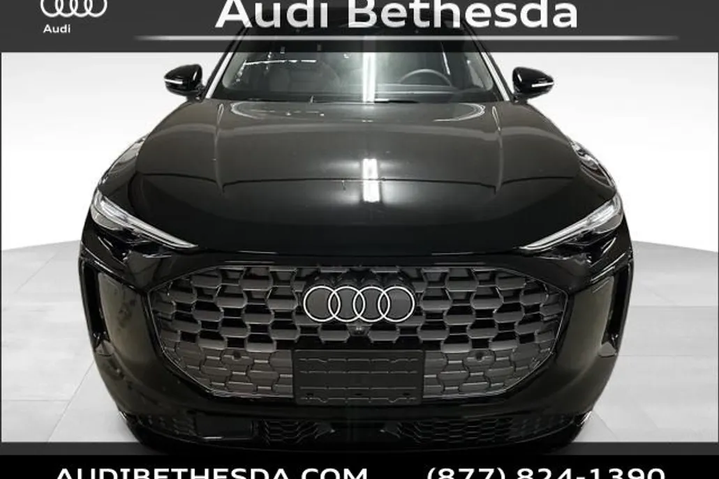 2025 Audi Q5 2.0T Premium Plus photo 1