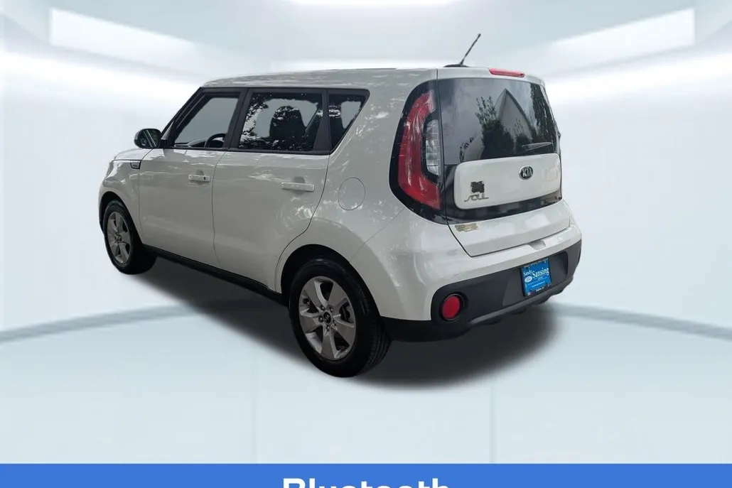 2018 Kia Soul Base photo 1
