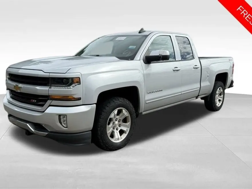 2018 Chevrolet Silverado 1500 LT photo 1