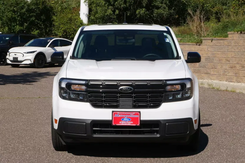 2024 Ford Maverick Lariat photo 1