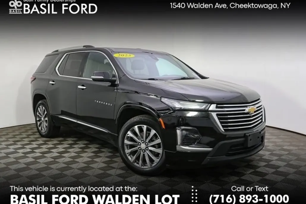 2023 Chevrolet Traverse Premier photo 1