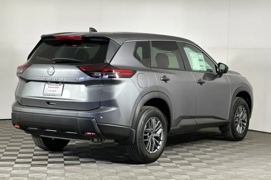 2025 Nissan Rogue S photo 1